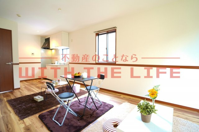 スリーゼ【キャッシュバック対象】の居間・リビング|使いやすい居間です