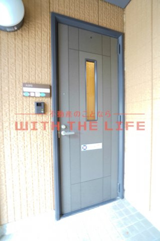 スリーゼ【キャッシュバック対象】のロビー|ゆとりのあるロビーです