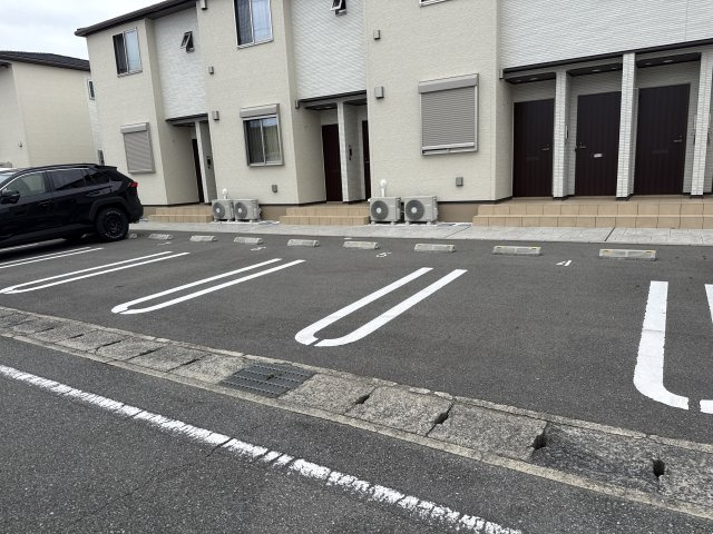 Ｌ＆Ｃ　Ｍｏｃａ　Ⅱの駐車場