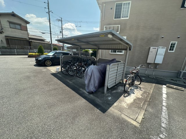 パレ　ドゥールＤの駐車場