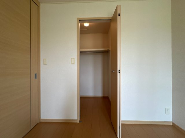 パレ　ドゥールＤの収納
