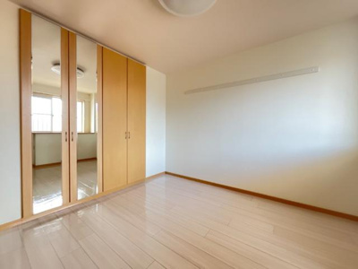 【内装】 | オレンジクレスト | 洋室