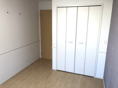 【寝室】 | エクセレント　ビューティー