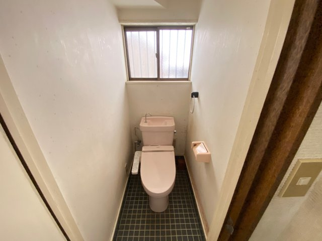 あかしあ台戸建のトイレ