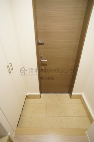 HEBEL　MAISON　鴻池の玄関