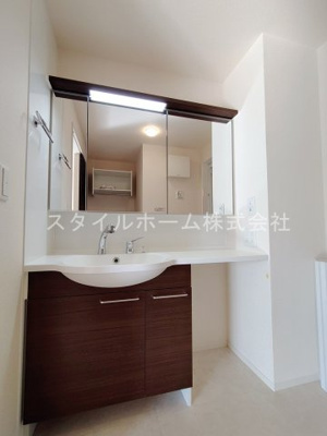 【洗面所】 | ル　ブレ | 別部屋写真です。