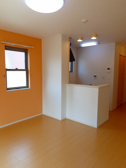 メゾン早坂　弐番館の居間・リビング|居室・リビング