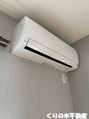 【設備】 | R's GARAGE | エアコン付き