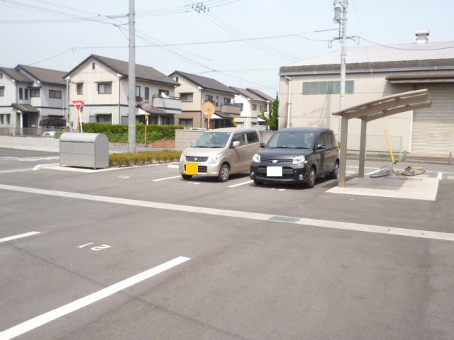 ひまわりＣのその他共用部分|敷地内専用ゴミステーション