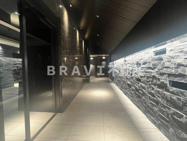 S-RESIDENCE城東SEVER　BRAVI不動産のロビー|ゆとりのあるロビーです