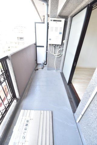 大阪市都島区東野田町４丁目の賃貸マンションのバルコニー