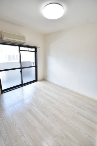 大阪市都島区東野田町４丁目の賃貸マンションの寝室