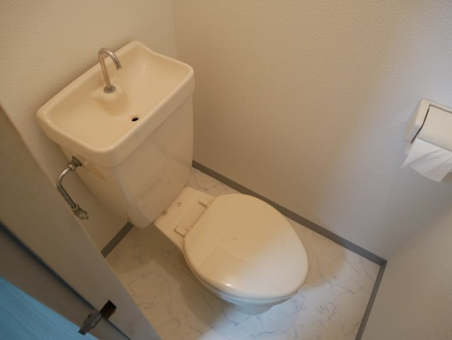【トイレ】 | セルメ山坂
