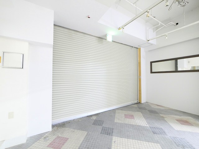 トミオプラザの内装