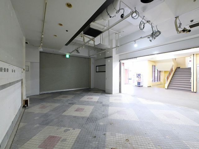 トミオプラザの内装