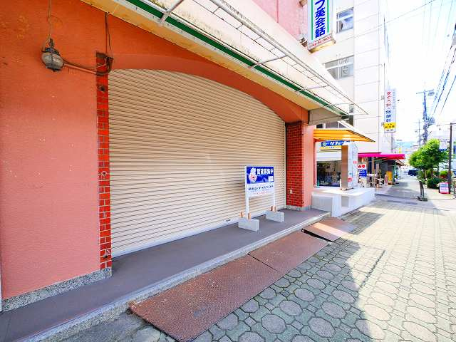 トミオプラザの周辺