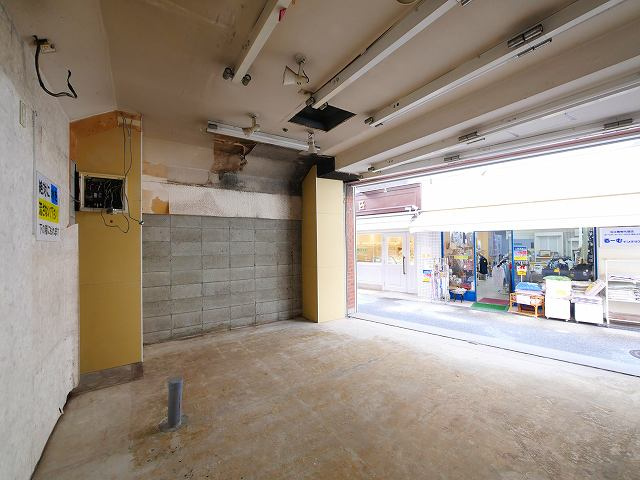 トミオプラザの内装