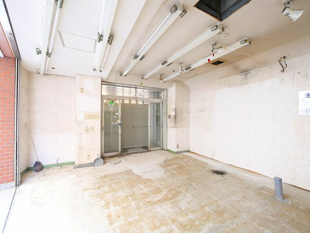 トミオプラザの内装