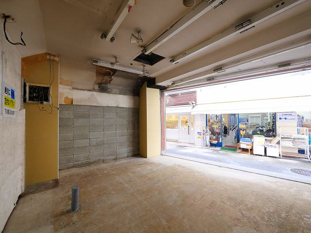 トミオプラザの内装