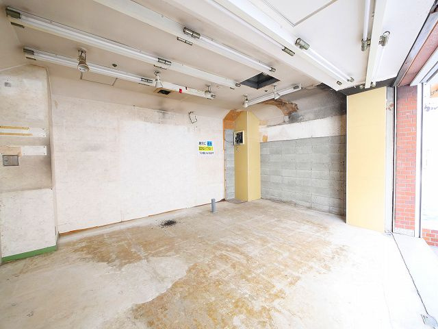 トミオプラザの内装