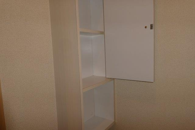 プラシードＡのトイレ|トイレ棚