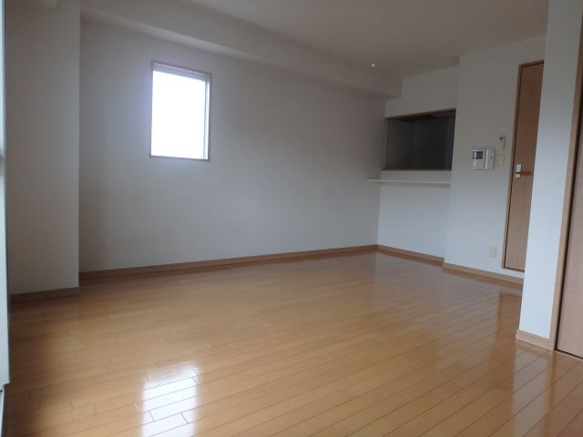 グランデージ長田東の洋室