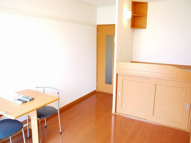 レオパレスｆｒｉｅｎｄｓの居間・リビング|おしゃれなリビングです