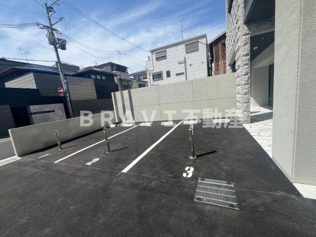 ファーストフィオーレ大阪城イーストの駐車場