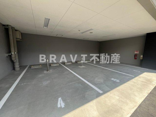 ファーストフィオーレ大阪城イーストの駐車場