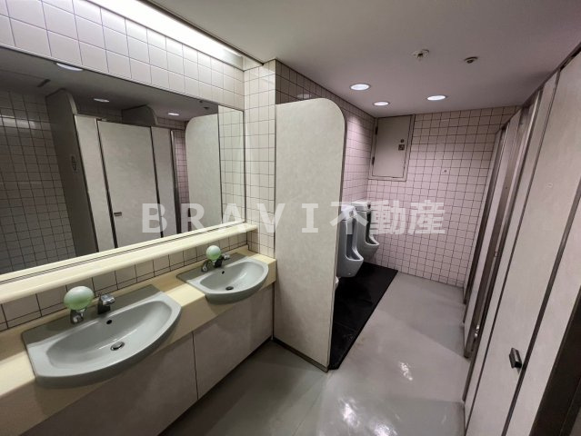 センタープラザ　BRAVI不動産のトイレ|【センタープラザ】清潔感のあるトイレです