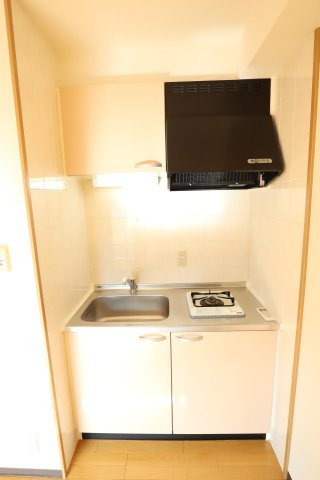 大阪市都島区都島南通１丁目の賃貸マンションのキッチン