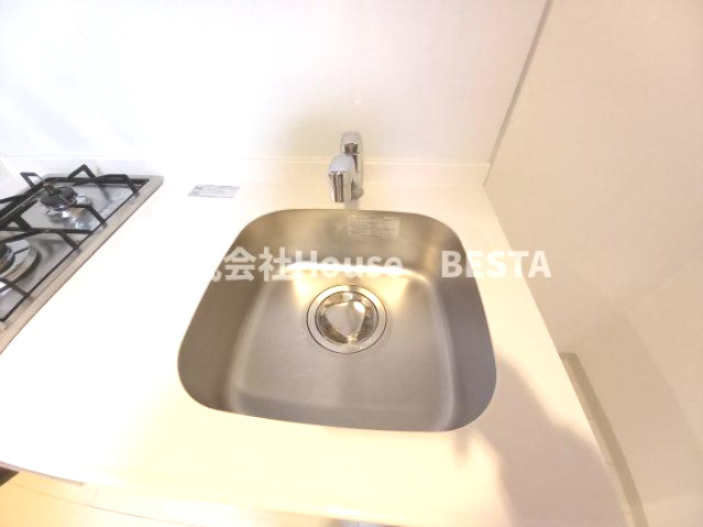 ララプレイス三宮ルミナージュのキッチン