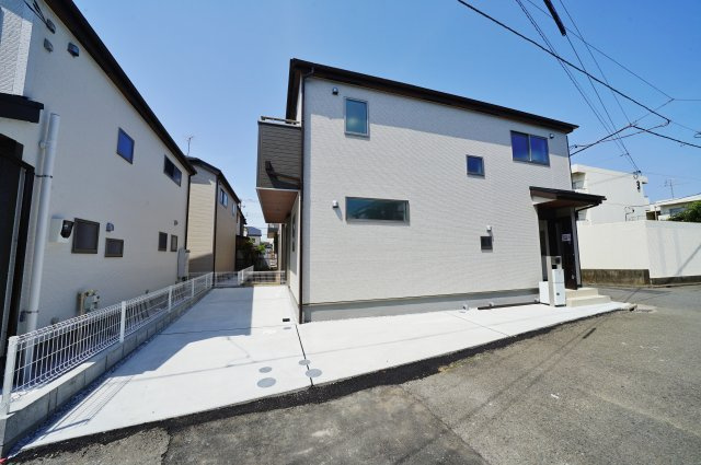 【横浜市旭区中希望が丘241-2全4棟新築戸建て2号棟】★仲介手数料無料★（希望ケ丘小学校・南希望が丘中学校）の外観|建物完成です