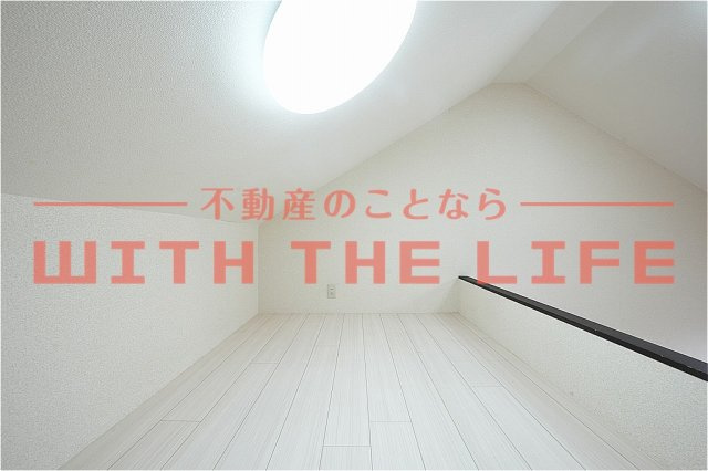 プライマリー合川C棟【キャッシュバック対象物件】の内装|明るい色調の室内です