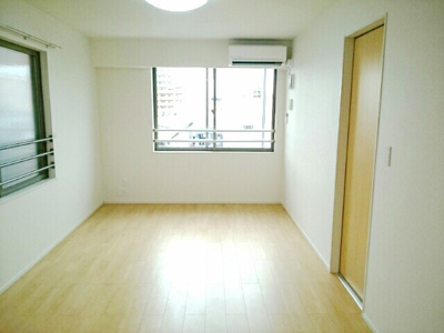 【居間・リビング】 | シルベーヌ豊山Ⅰ