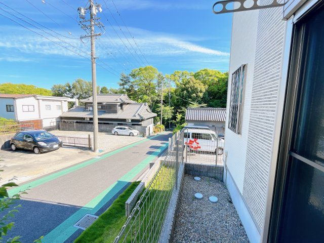 リーブル桃桜の駐車場