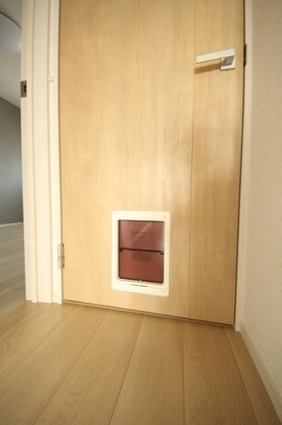 ムースのその他|ペット用出入口です