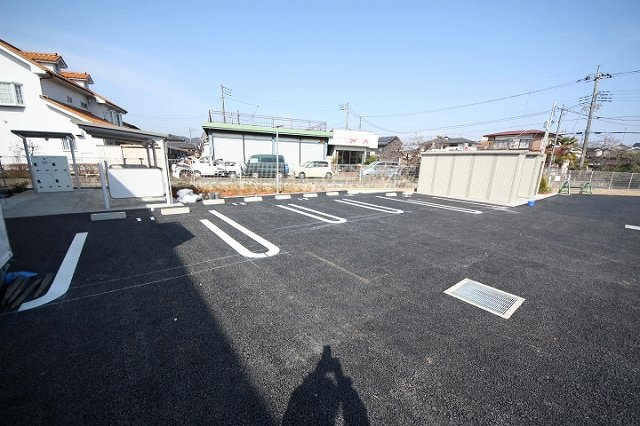 ムースの駐車場|カースペースがあります