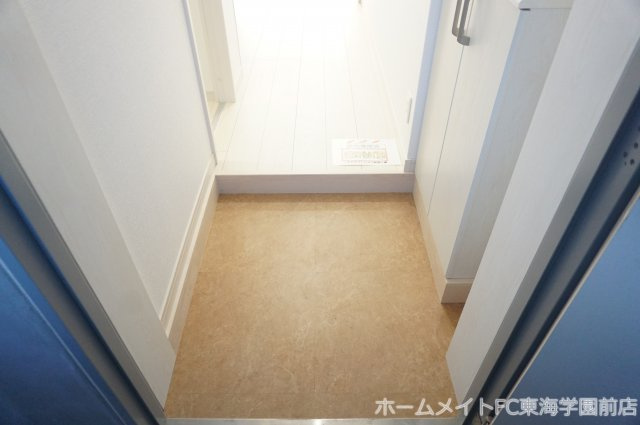 熊本市中央区上水前寺２丁目の賃貸マンションの玄関