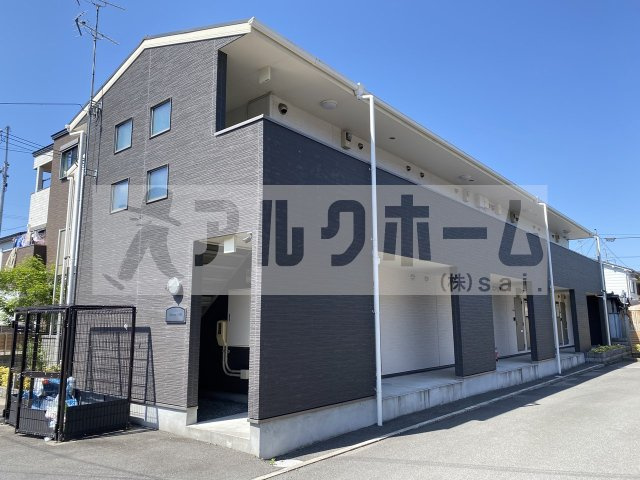 アムールD棟の外観