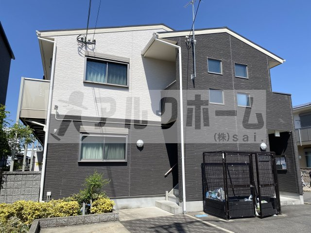 アムールD棟の外観