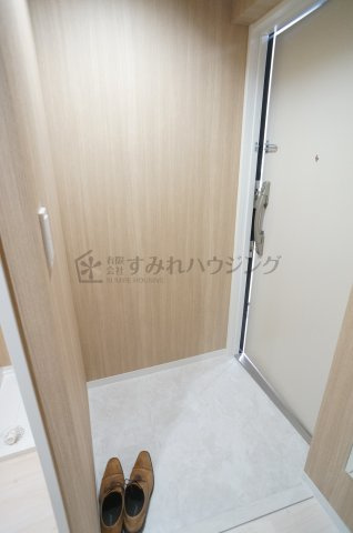 ONLYONE川西小花苑の玄関