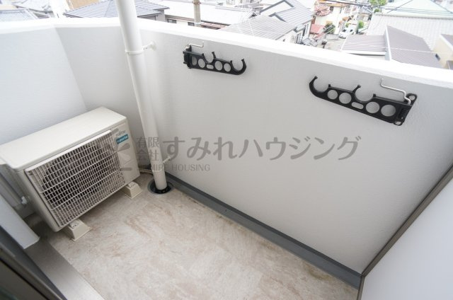 ONLYONE川西小花苑のバルコニー