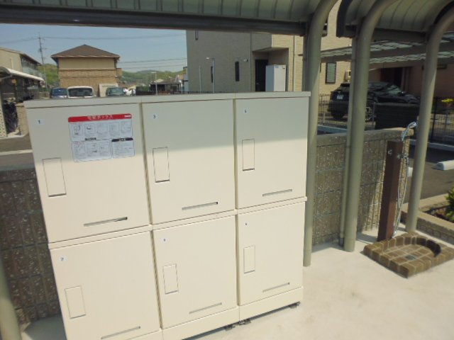 トレゾール　ドミールⅡのその他共用部分|宅配ボックス・ペット足洗場