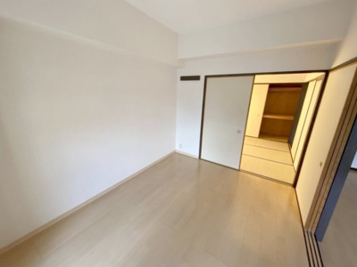 【寝室】 | エクセルハイム海宝