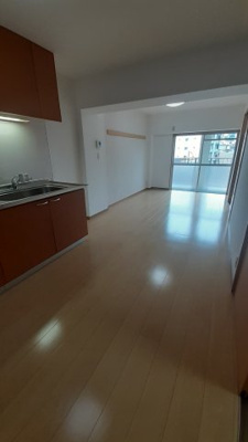 【居間・リビング】 | ブルーハイツ枝光 | ゆったりとしたリビングです