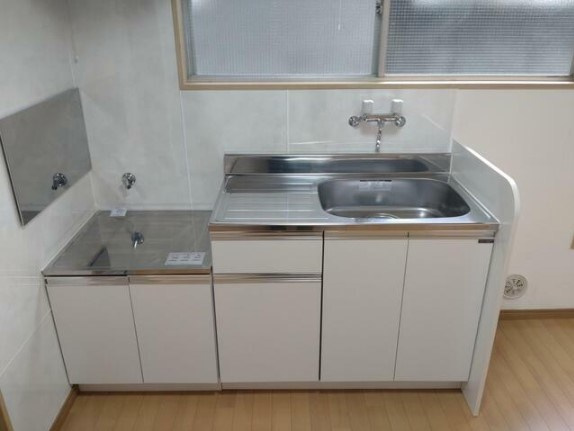 中野区大和町２丁目のアパートのキッチン
