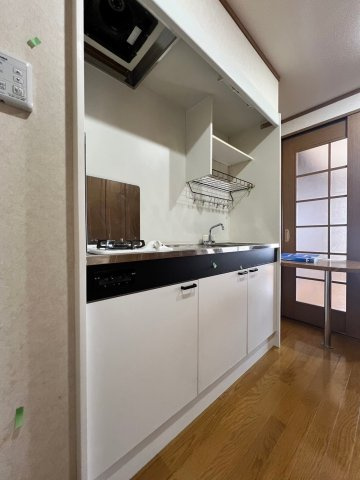 ポコアポコ明石鍛冶屋町Ⅲ番館のキッチン
