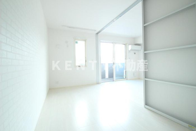 【寝室】 | ・ トゥジュール | 開放的な寝室です