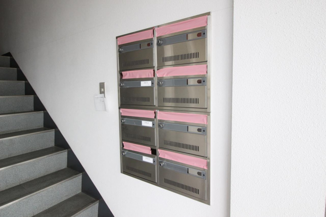 【エントランス】 | 集合ポスト